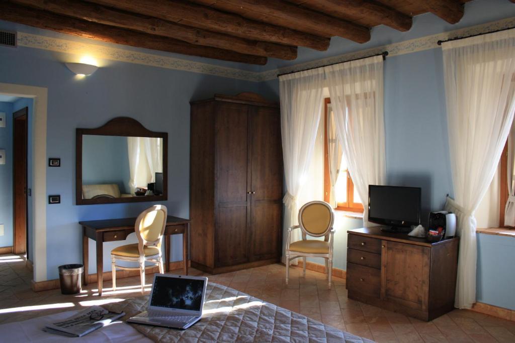 Hotel Cascina Canova Uggiate Extérieur photo