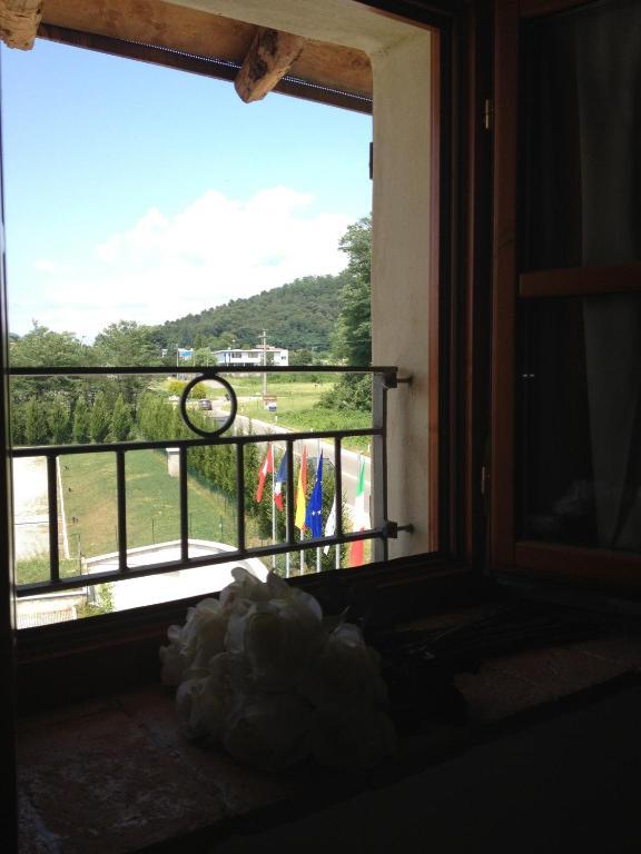 Hotel Cascina Canova Uggiate Chambre photo