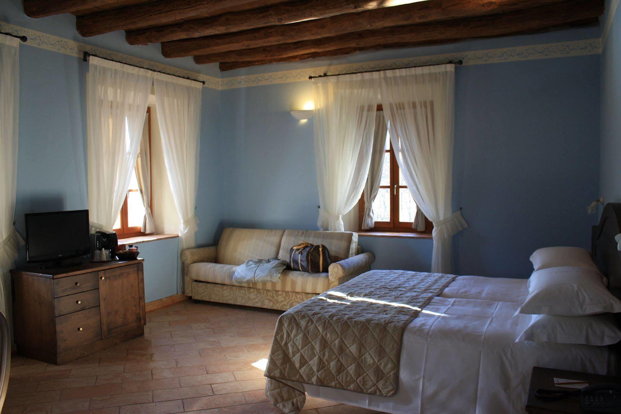 Hotel Cascina Canova Uggiate Extérieur photo