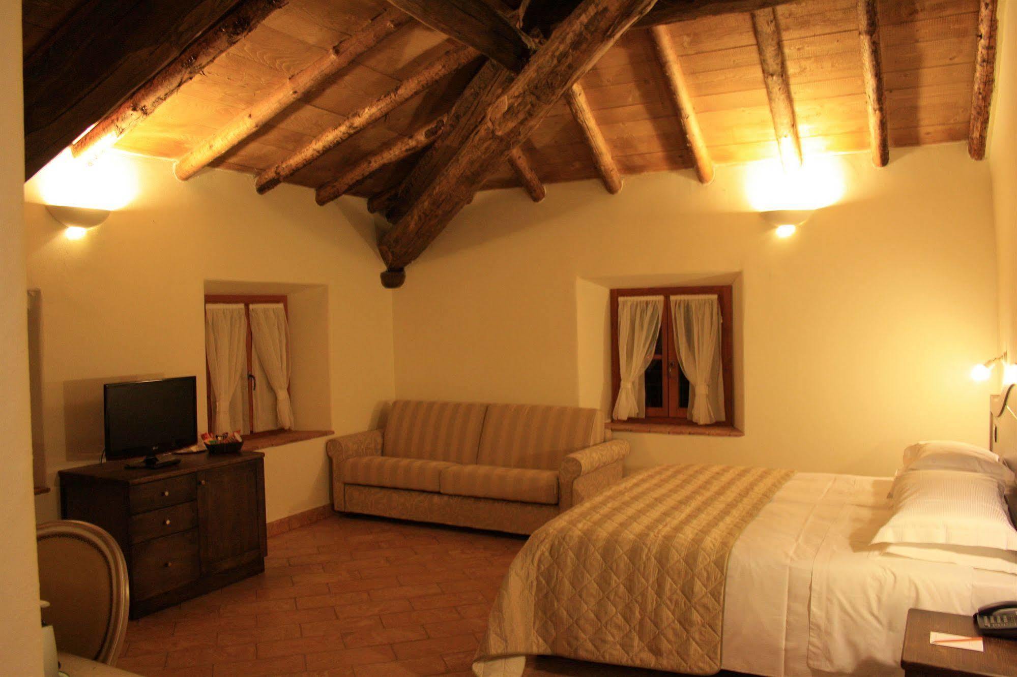 Hotel Cascina Canova Uggiate Extérieur photo