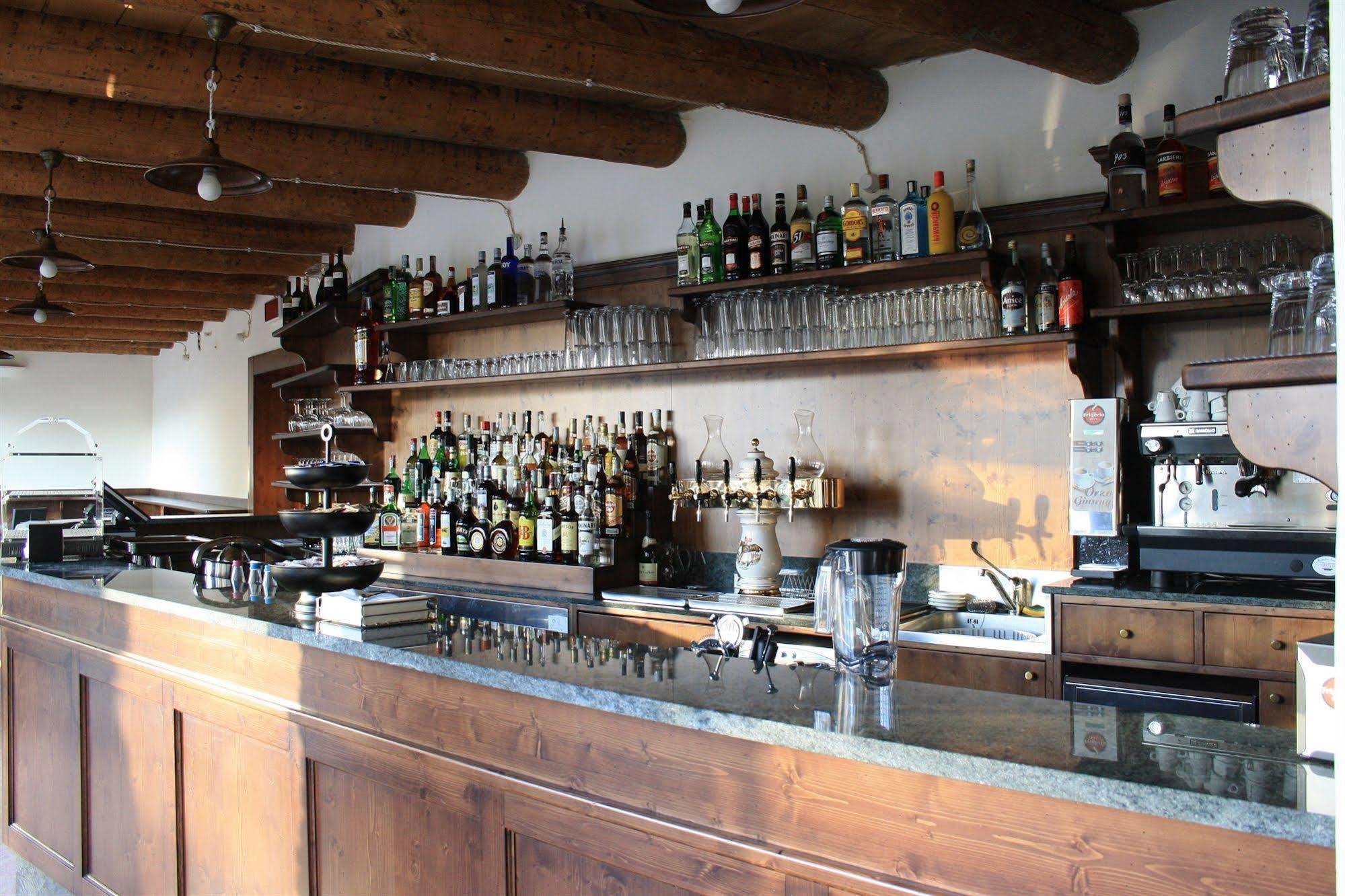 Hotel Cascina Canova Uggiate Extérieur photo
